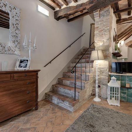 Torre Camaldoli B&B - Borgo Capitano Collection - Albergo Diffuso San Quirico dʼOrcia المظهر الخارجي الصورة